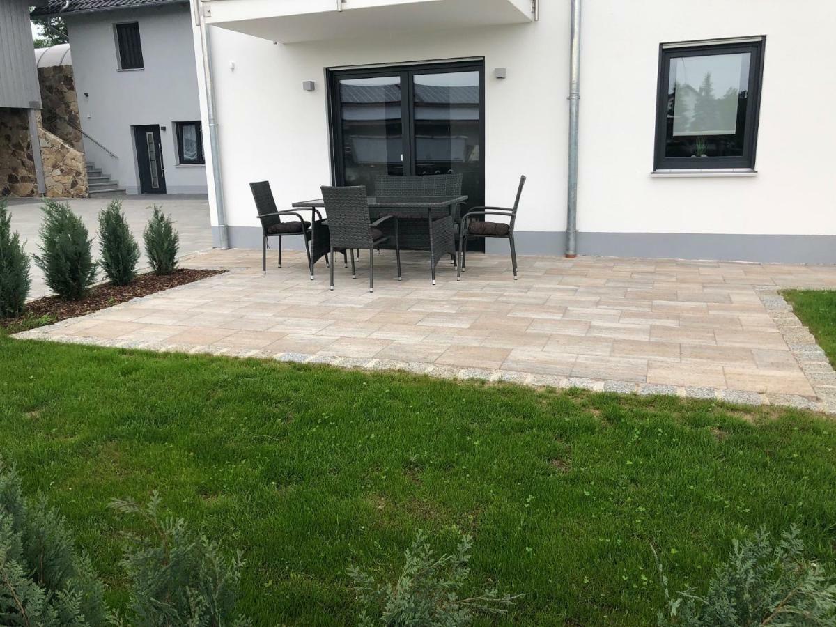 Landhaus Ferienwohnungen Mit Pool Und Wellness Neukirchen-Balbini Exterior foto
